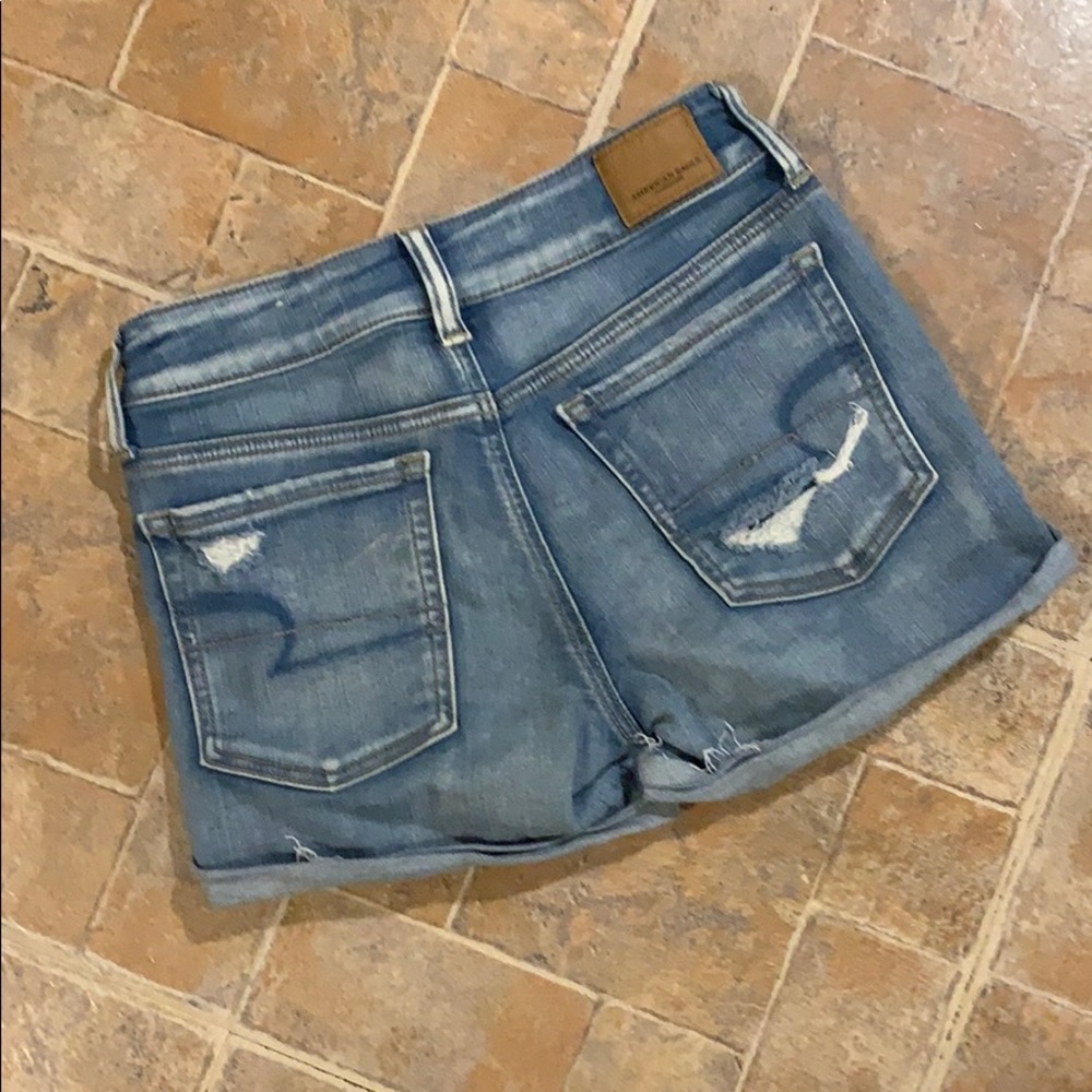 American Eagle distressed midi jean shorts size 2 - Picture 5 of 8